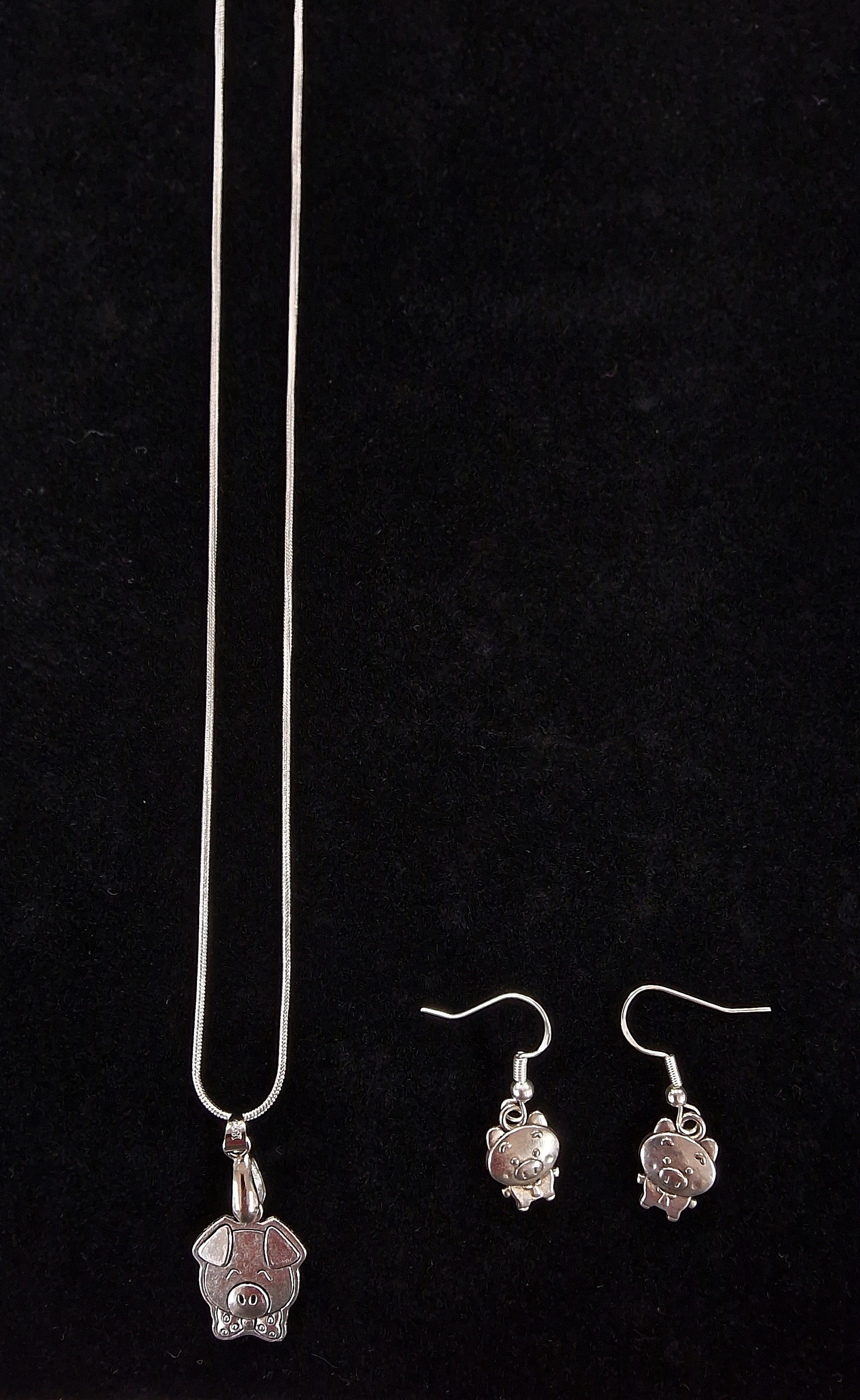 Jewellery Gift Set - Cute Piggy Earrings & Piggy Necklace